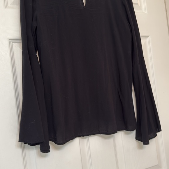 Express wide sleeve top - Picture 8 of 11